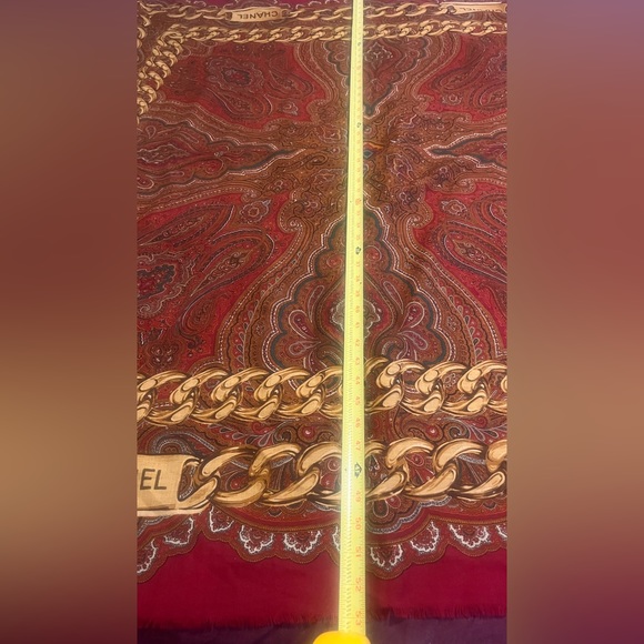 Vintage Chanel Scarf - Paisley & Chain motif - Picture 12 of 12